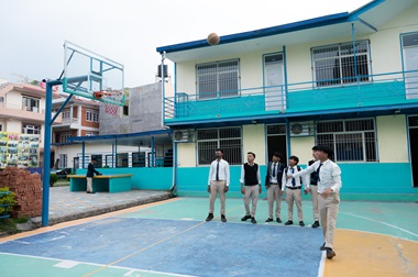 event card thumbnail image